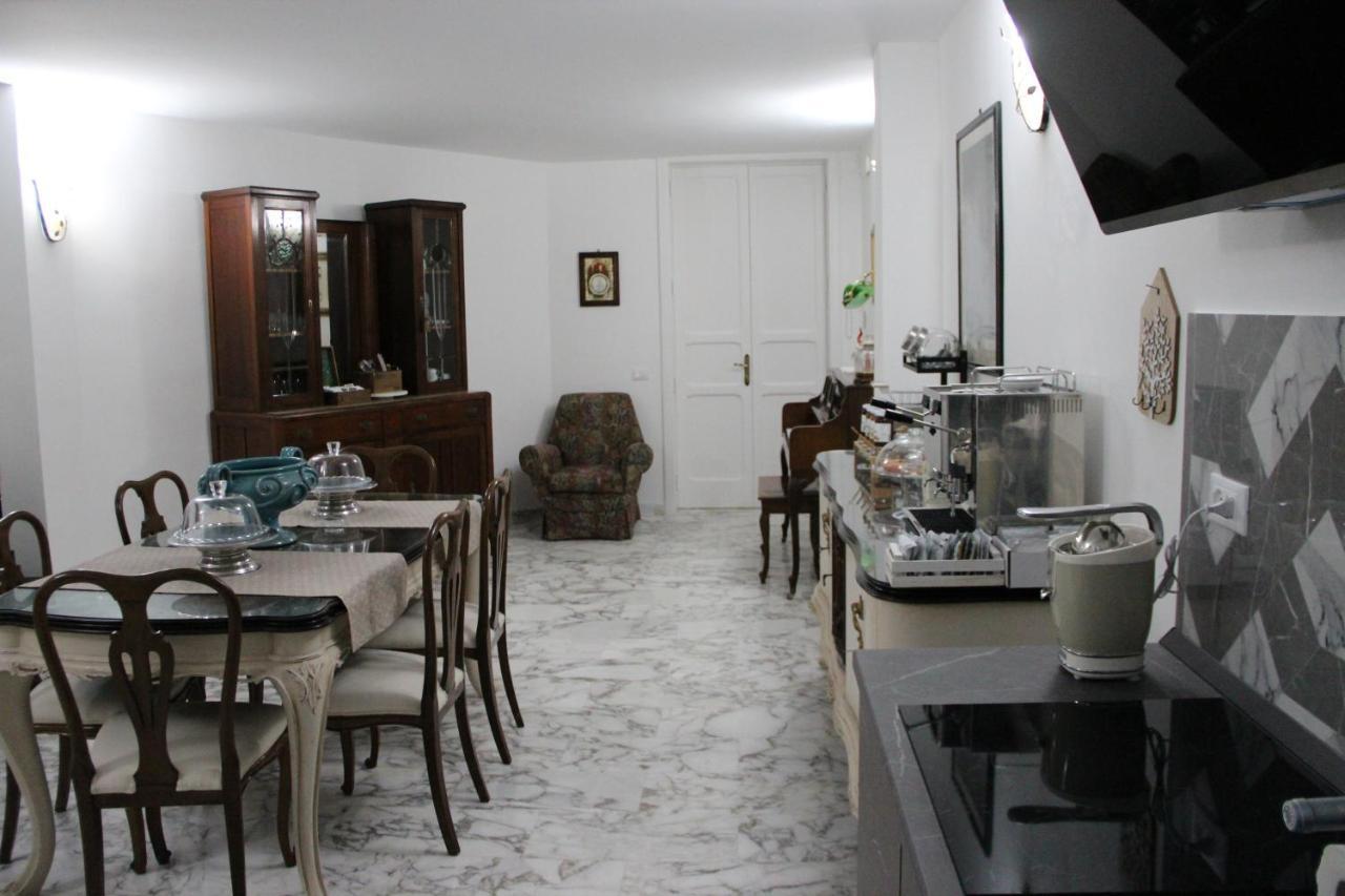 레체 Il Giardino Della Scuncerta B&B 외부 사진